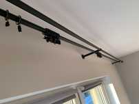 Czarny karnisz Inspire, zestaw wartosci 500 zl 4m