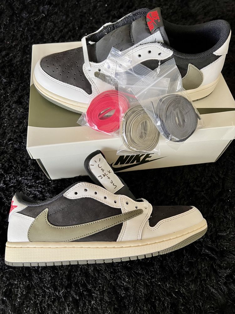 Jordan 1 Low Travis Scott Olive (40.5 EU)