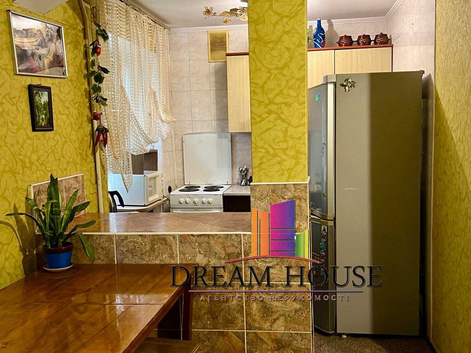 Продаж 2 к кварти м. Черкаси