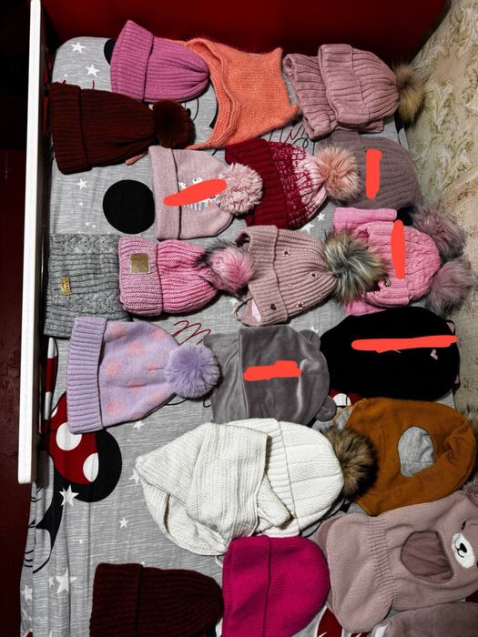 Шапочки,зимова шапка, зимове взуття,зимняя обувь