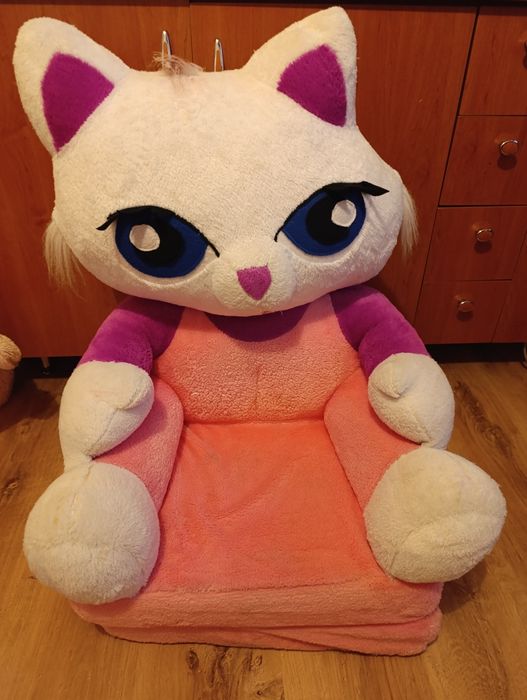 Duży miś. Fotelik łóżeczko. Pluszowy kotek do siedzenis