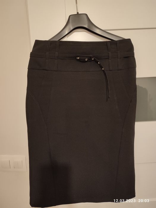 Ołówkowa spódnica Zara