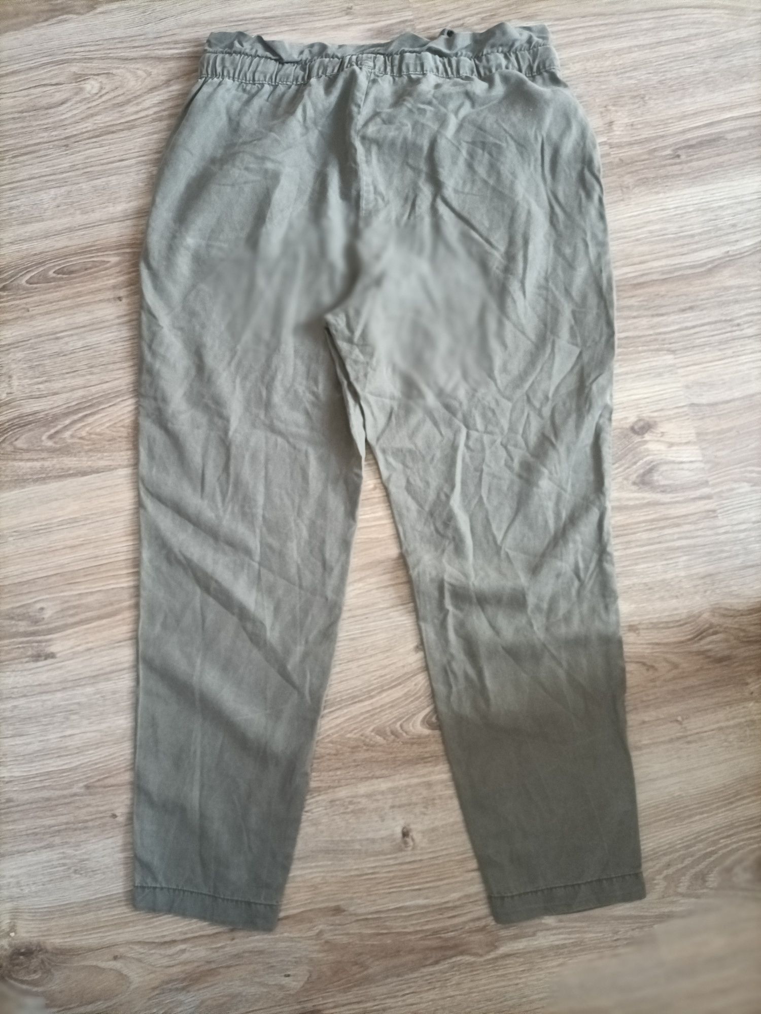 Letnie spodnie khaki