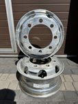 17.5 X 6.75 Felga aluminiowa SpeedLine Trucks