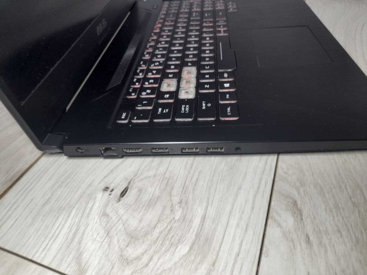 ASUS TUF Gaming FX705DT R7-3750H/32GB/512/GTX 1650/Win 11