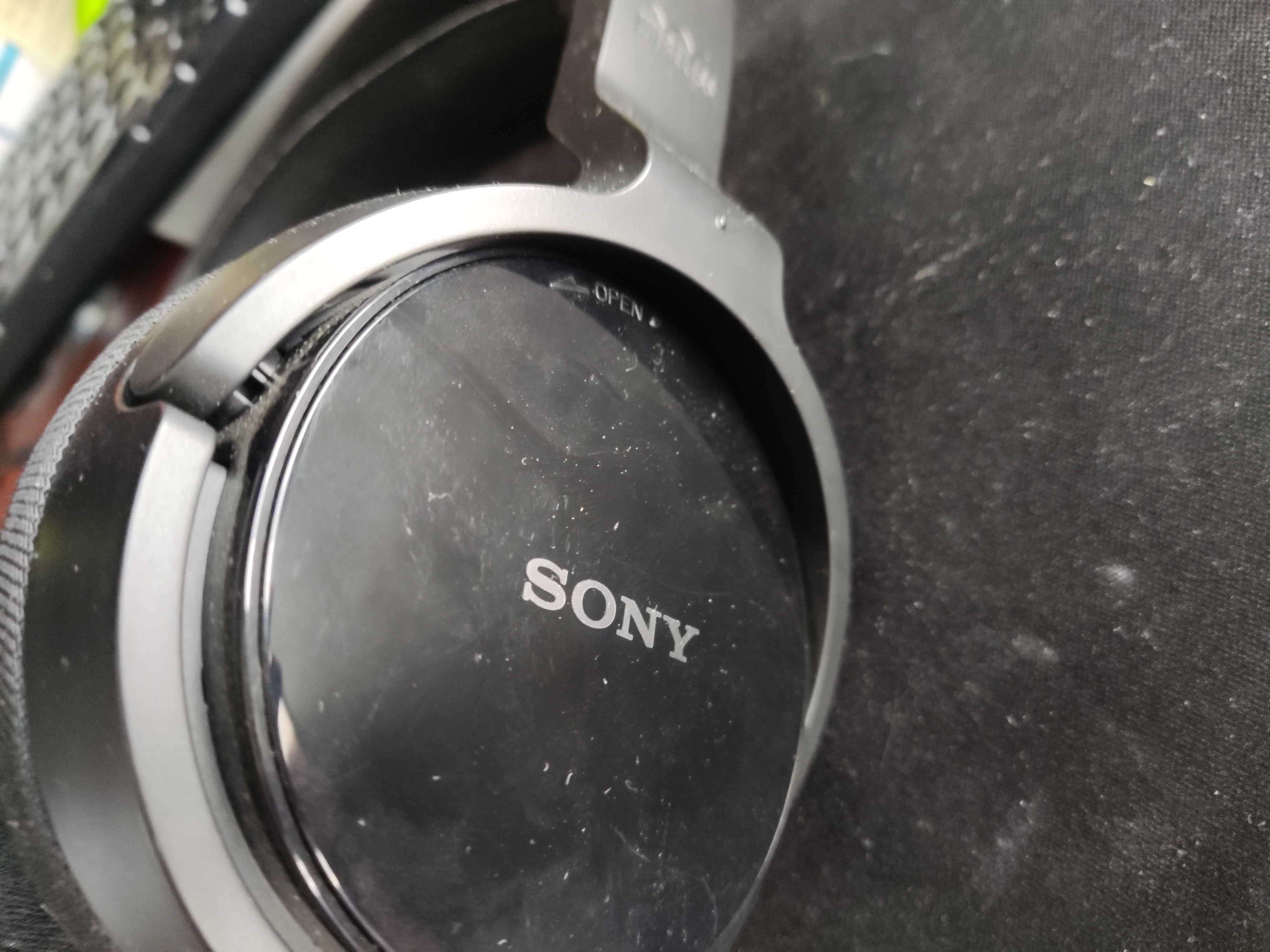 Auscultadores Sony MDR-RF811RK Wireless Hi-Fi [Como Novos]