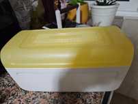 Caixa tupperware para pão