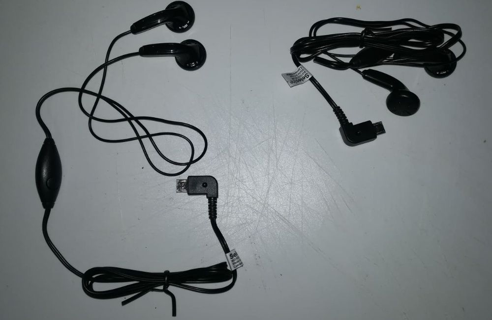 Auriculares variados