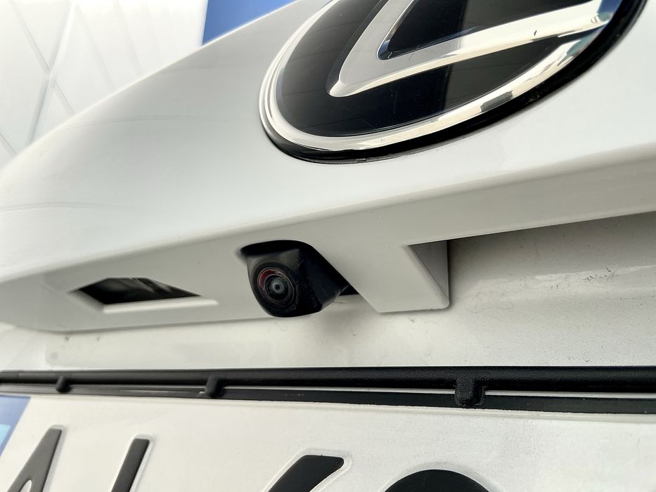 Lexus NX 300 F-Sport 2.0 240 к.с