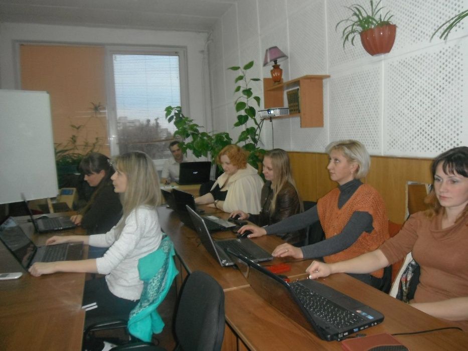 Репетитор: англійська, німецька, французька, італійська, іспанська