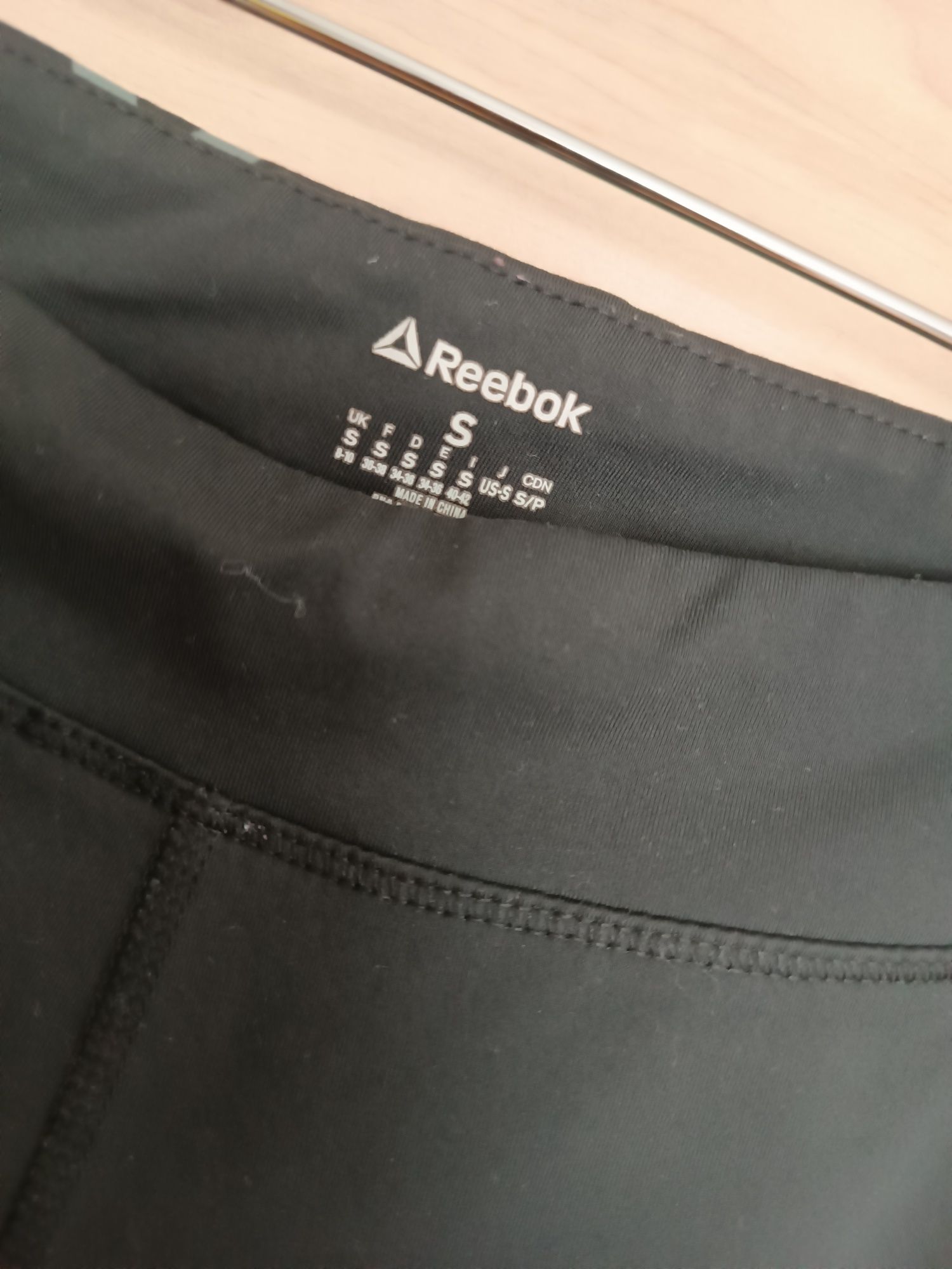 Czarne kolarki Reebok na trening roz.S