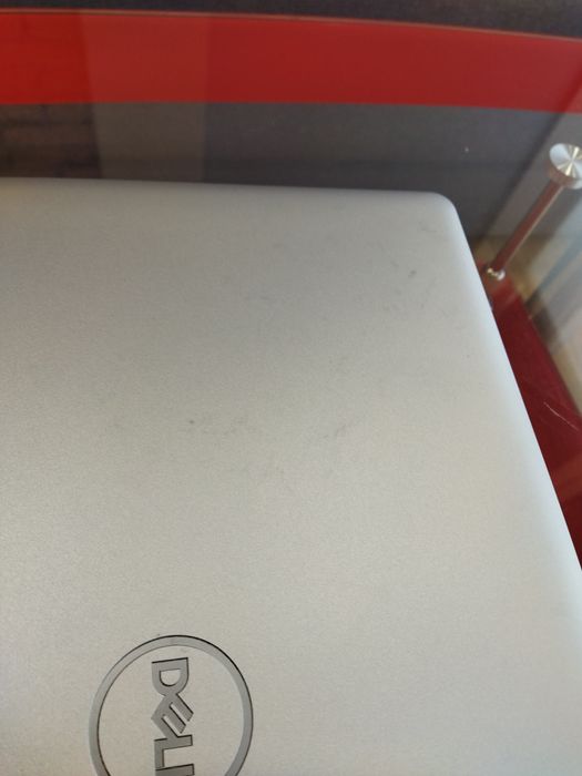 Ноутбук dell inspiron 15 3582 N4000 2.5Ghz/8Gb DDR4/SSD 128gb/15.6