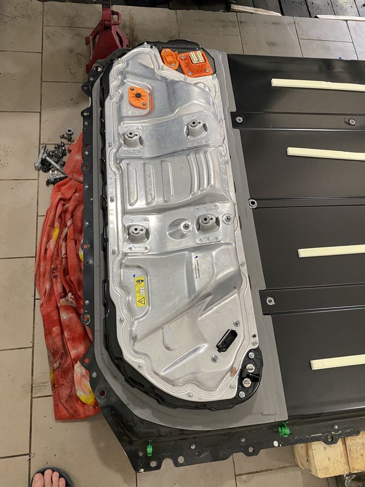 Продам батарею акамулятор Tesla Model 3 SR 55kwh 2018-2020