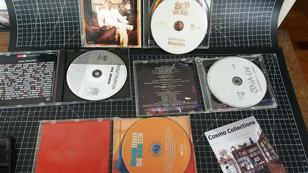 Cds originais lou Bega, Dolly Parton, Tony Carreira, Ibrahim Ferrer