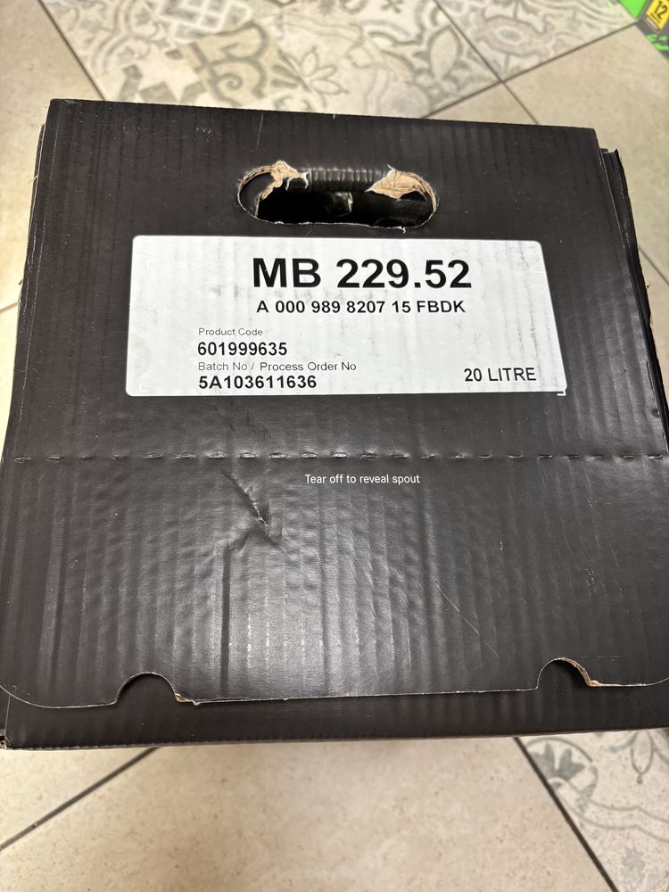 Масло Mercedes-Benz 5w-30 229.52 (20 літрів)