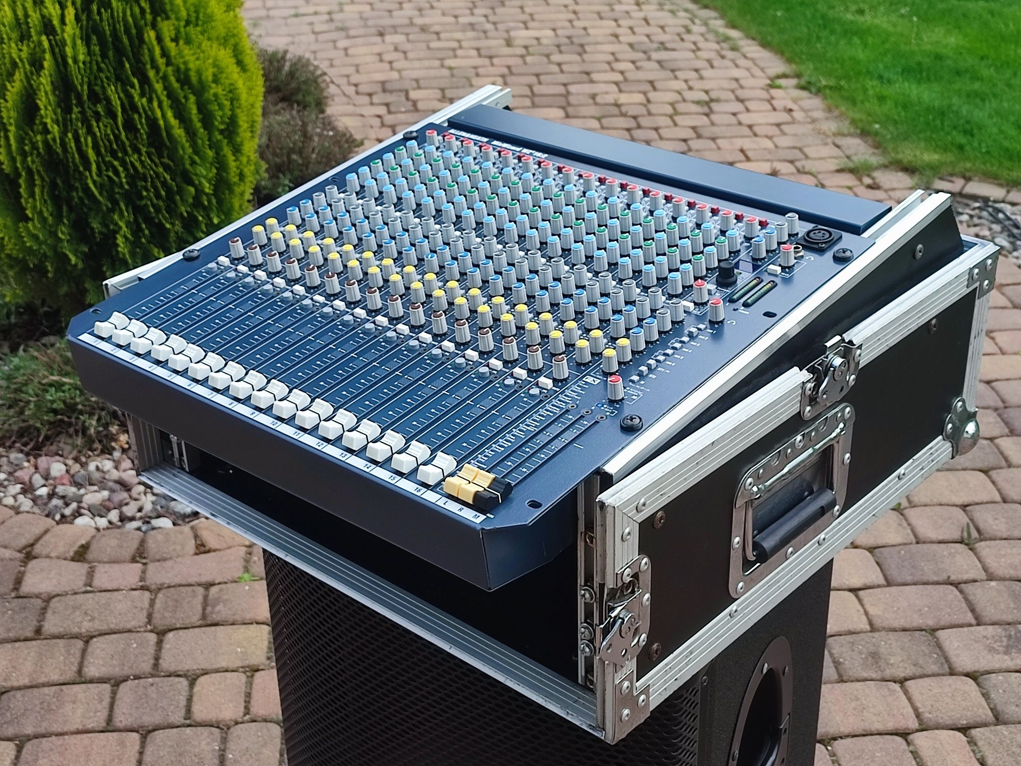 Mikser Allen Heath WZ4 16:2