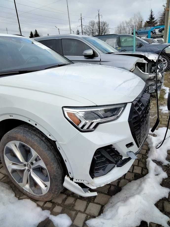 Audi Q3 S Line Premium Plus 2022