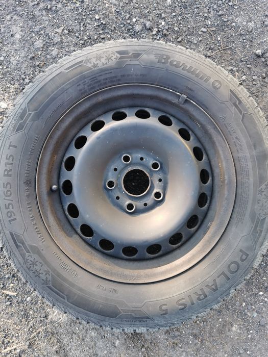 Kompletne opony zimowe 4 szt. 195/65 r15
