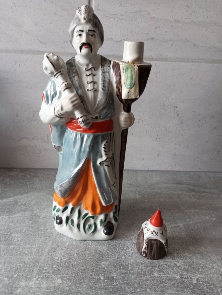 Figurka/karafka porcelanowa