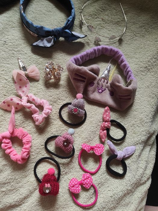 Opaski Pusheen gumki spinki