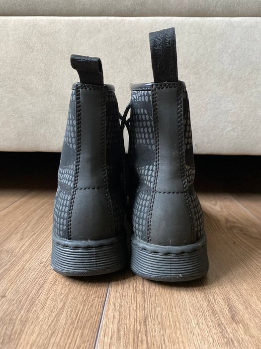 Оригінал Dr.Martens Newton Reflective, розмір 37, нубук