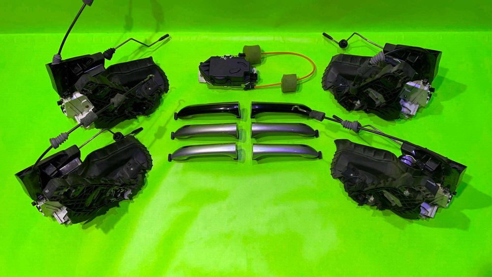 Замок Mercedes GL X164 замок двери замок крышки багажника ML W164