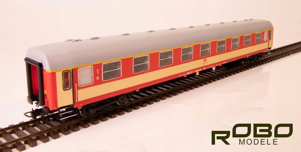 ROBO Modele Nr. 211121 z oświetleniem wnętrza