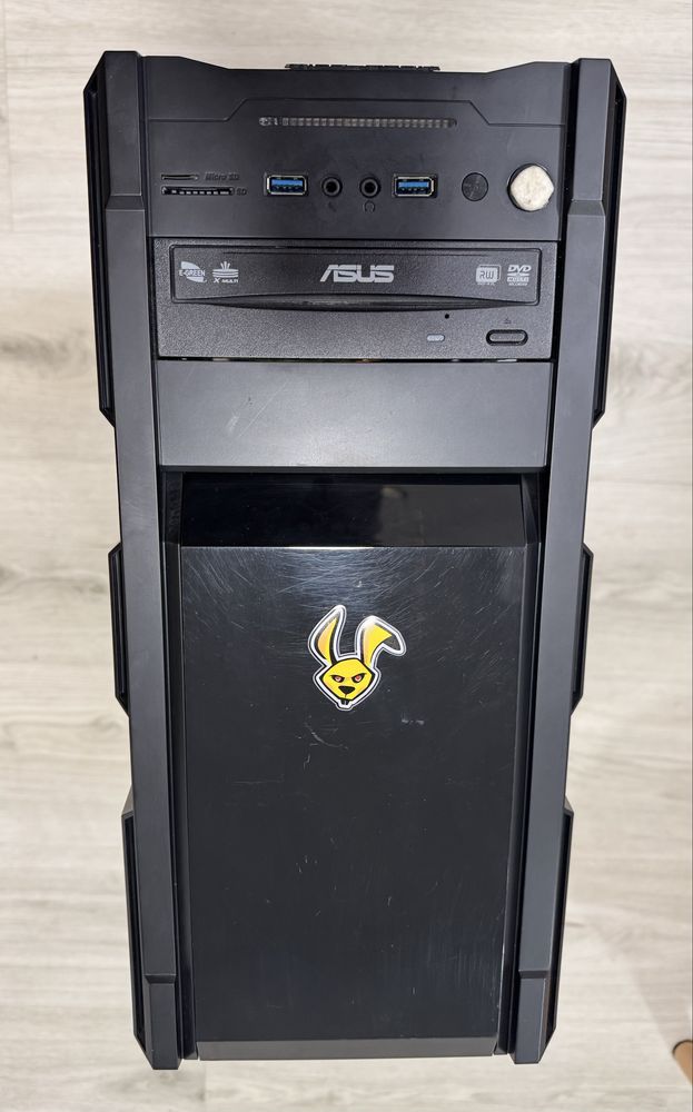 Komputer na Intel Core i7-8700 RAM 32GB SSD + WIFI