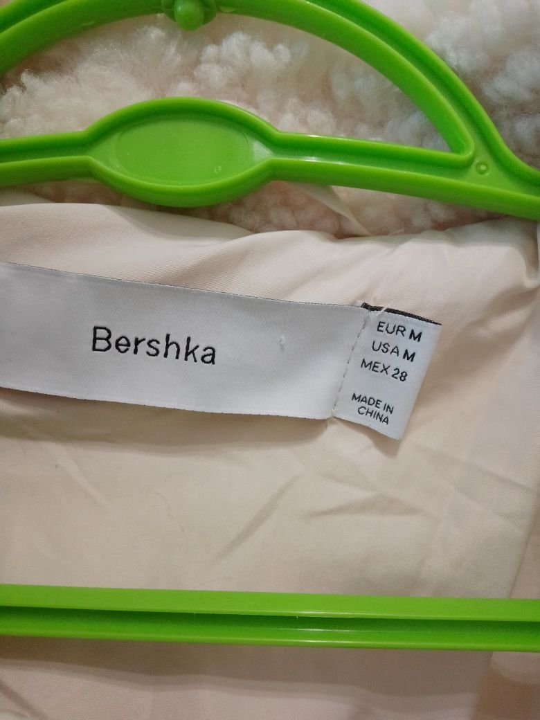 Kurtka Bershka ,bluza koszula miś baranek na podszewce.