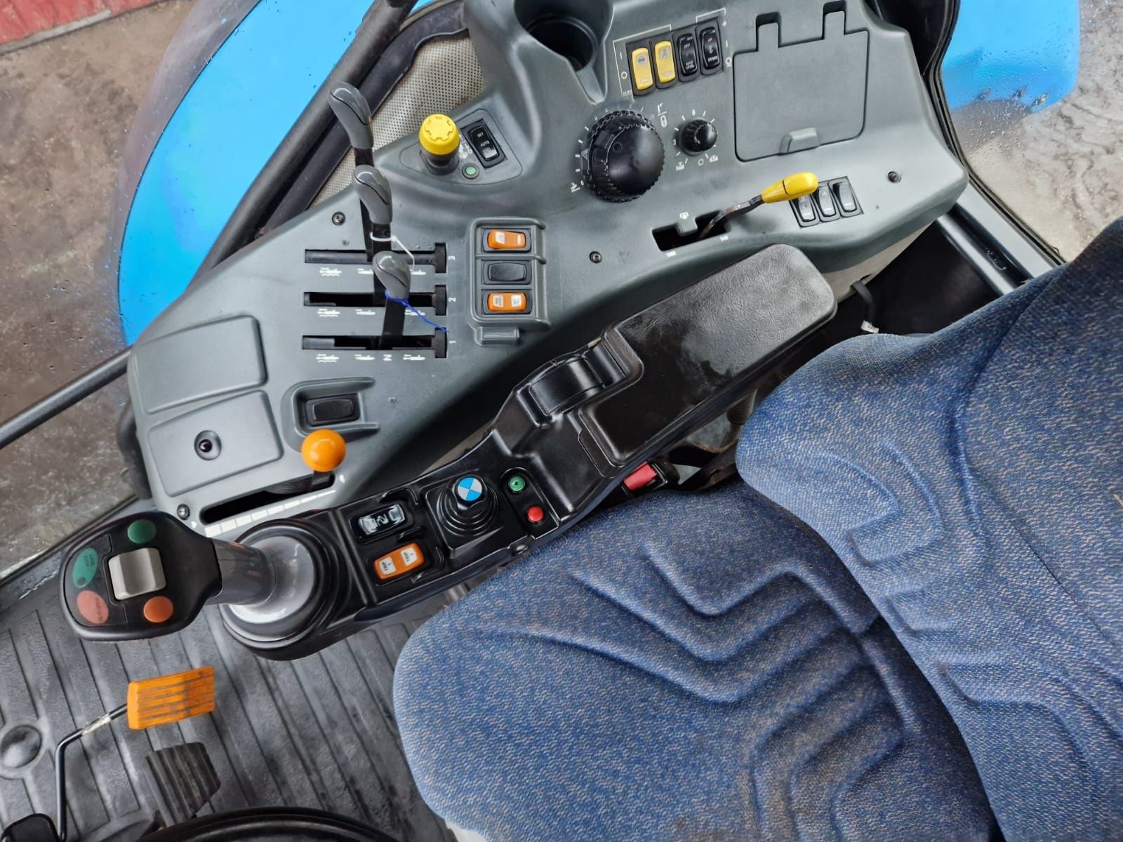 Landini Powermaster 220 4,9 tys.mth
mccormick case mx new Holland