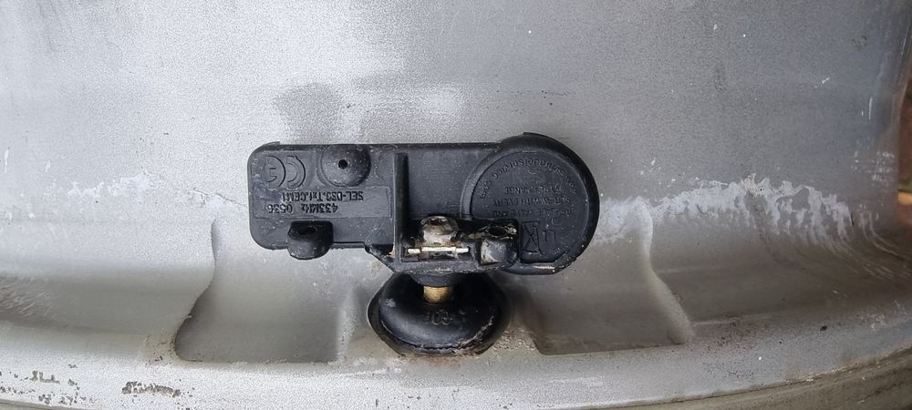 Felgi 4x108x16 peugeot citroen z czujnikami ciśnienia