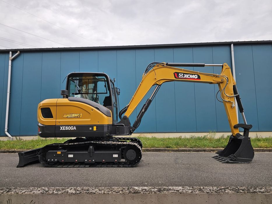 Mini giratória escavadora XCMG 6T, 2025