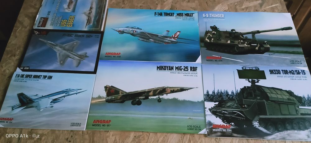 Mały modelarz i inne modele kartonowe