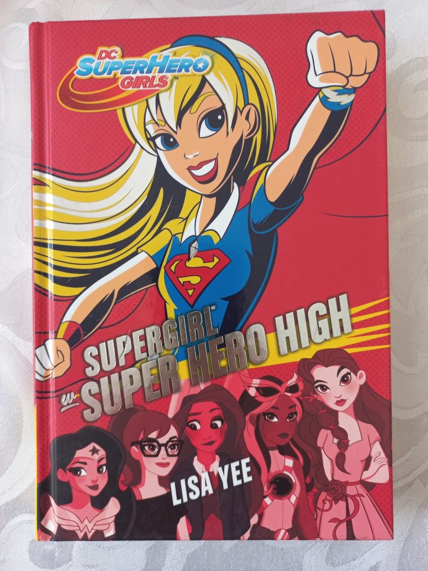 Lisa Yee Super Hero Girls