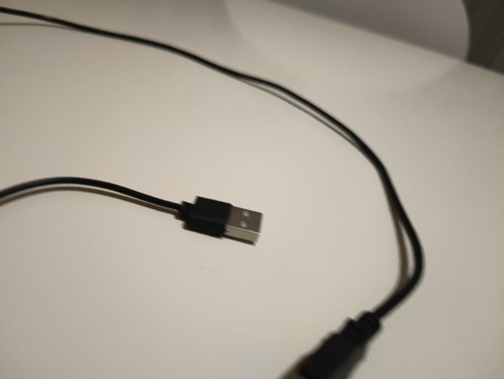Kabelki USB - C,dwa krótki i nieco dłuższy