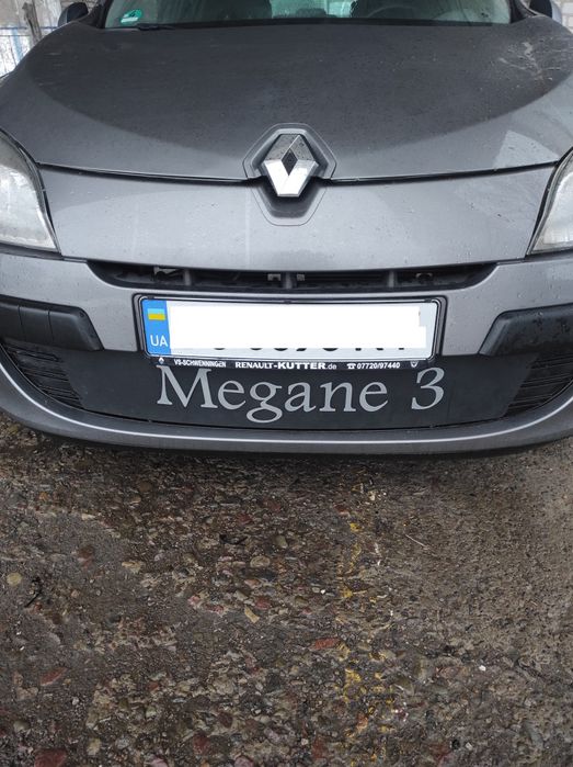 Renault Megane 3 утеплювач решітки радіатора , накладка на бампер
