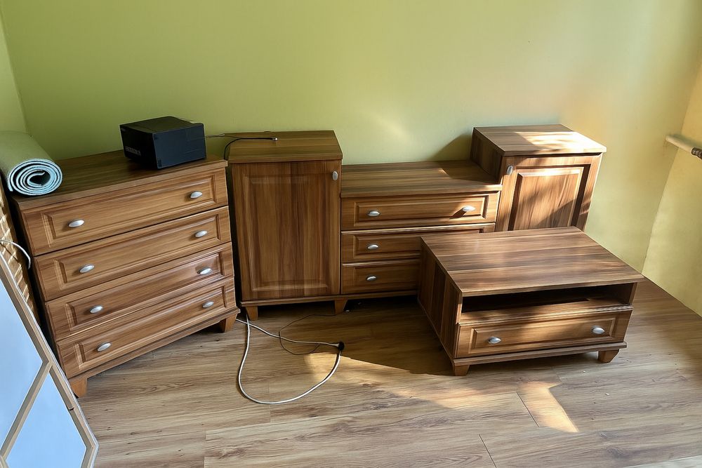 Zestaw mebli pokojowych