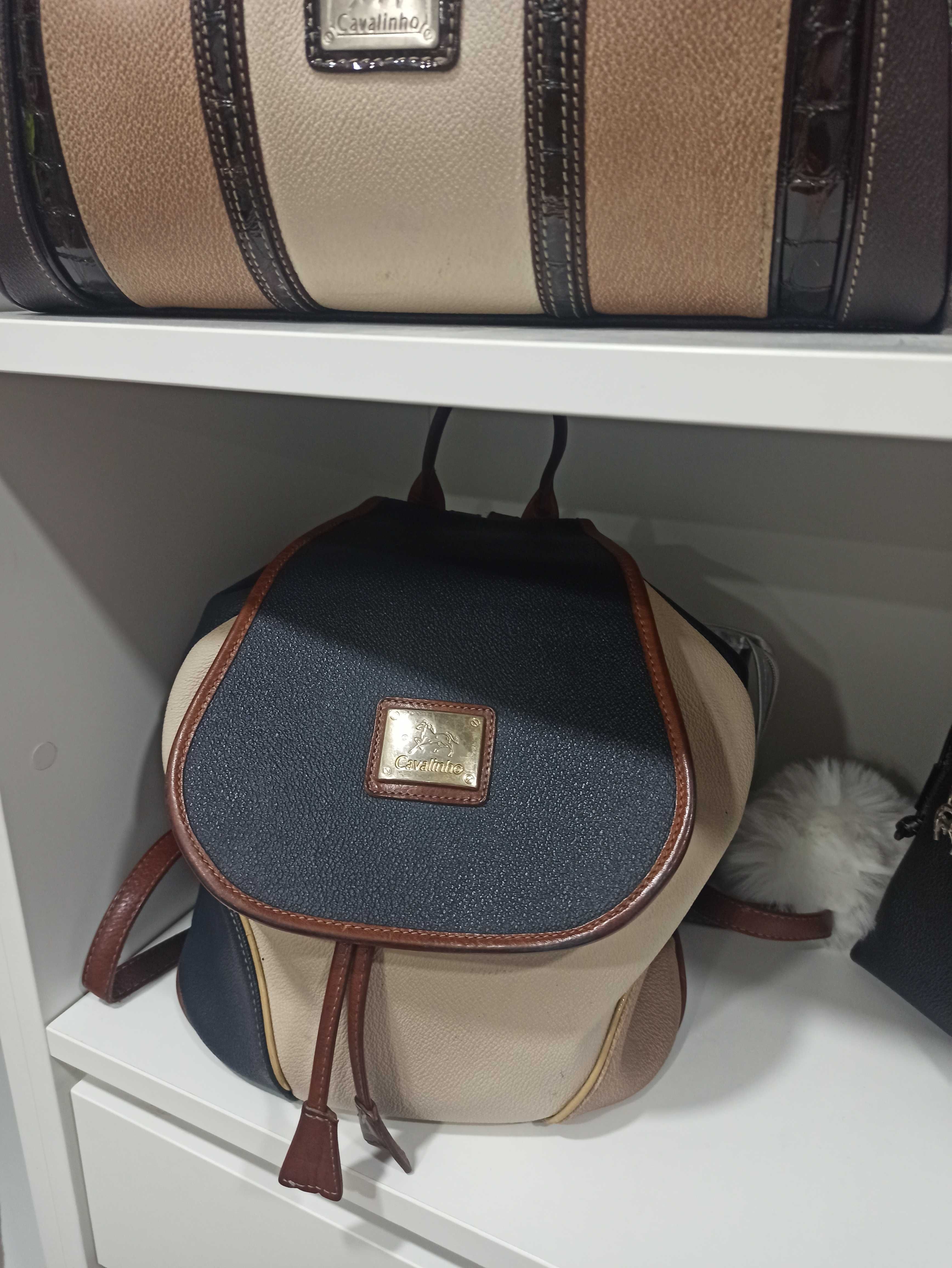 Mochila em pele cavalinho