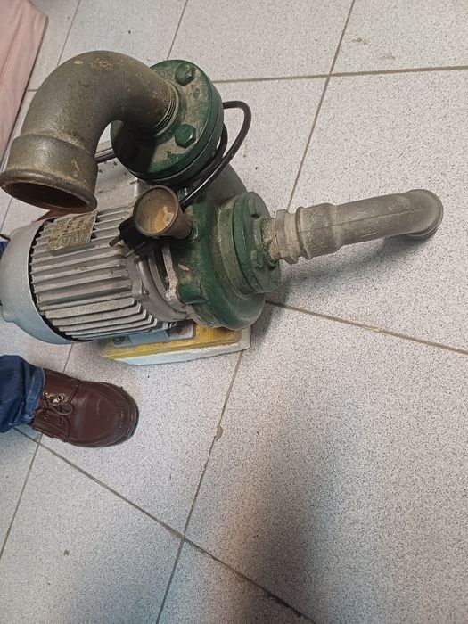 Bomba eléctrica 1.5 cv