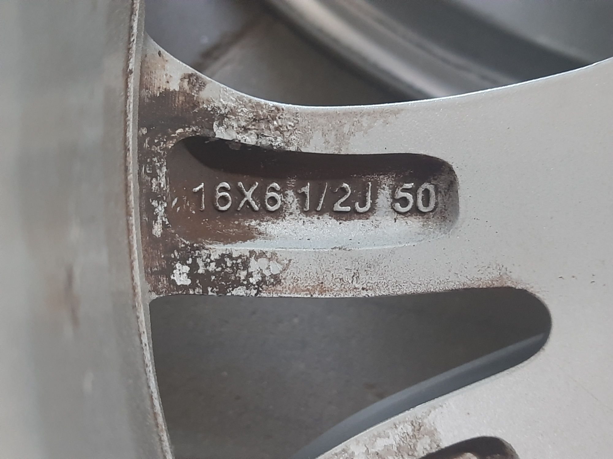 (020) Felgi 16" 5x114,3 ET 50 6,5j - Mazda