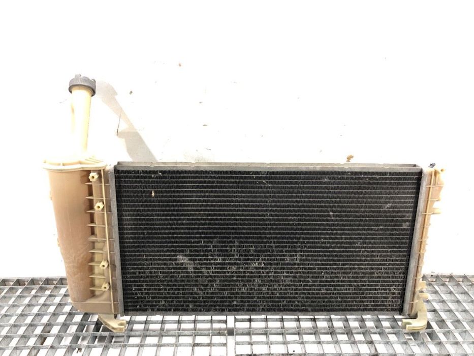 CHŁODNICA WODY - 77.00 PLN - FIAT PUNTO (188_) 1999 - 2012 1.4 70 kW [95 KM] benzyna 2003 - 2012