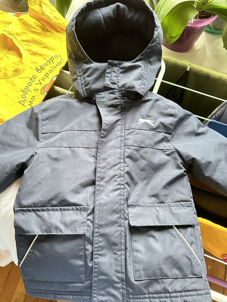 Дитяча куртка вітровка на флісі. Розмір 92-98
