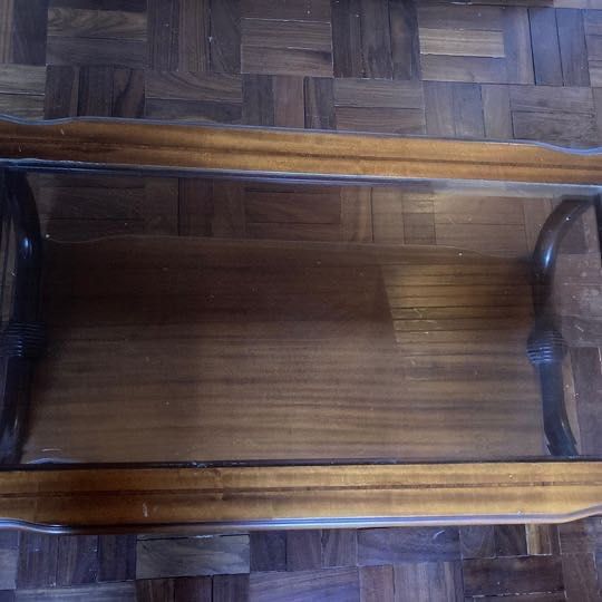 Mesa de Centro de Vidro