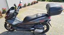 Skuter Honda PCX
