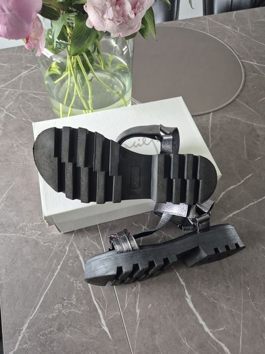 Sandały Maciejka 38 srebrny grafit