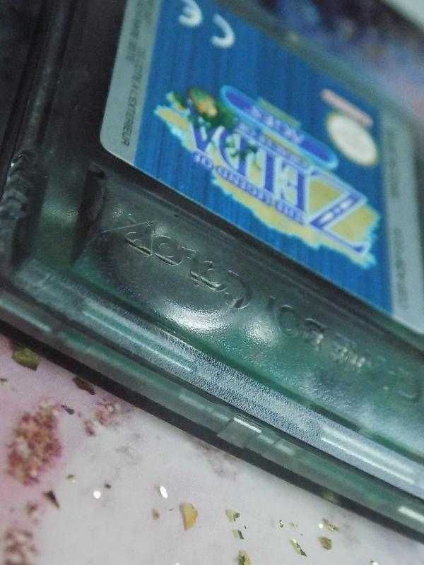 The Legend of Zelda: Oracle of Ages! Nintendo Game Boy Color (GBC/GBA)