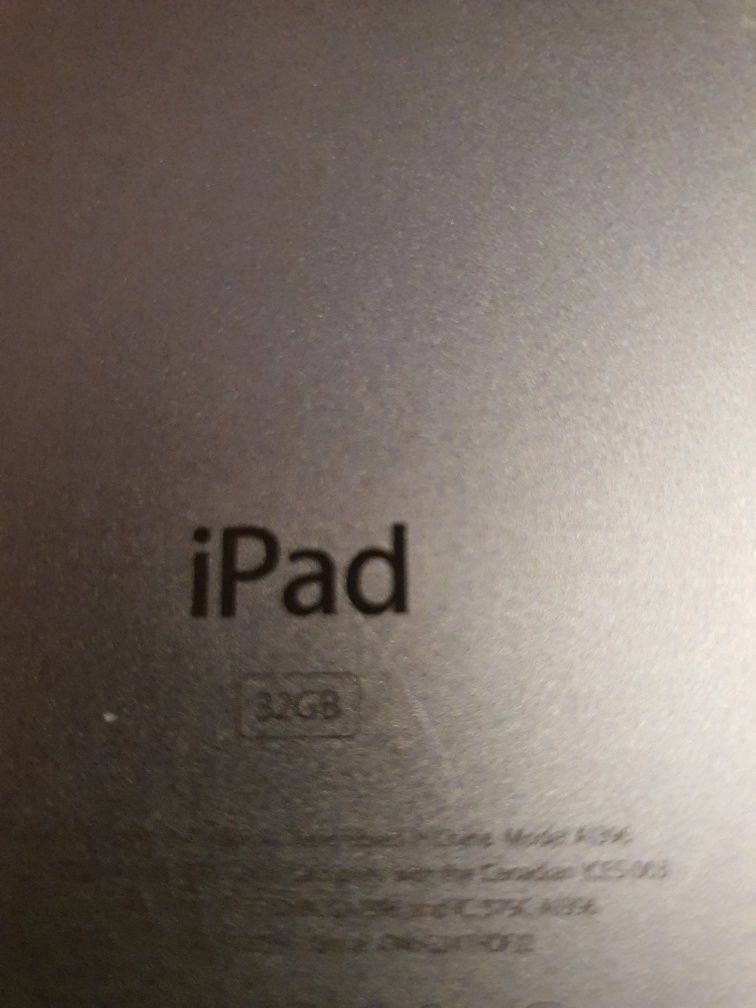 Продам планшет iPad 2 32gb,на запчасти