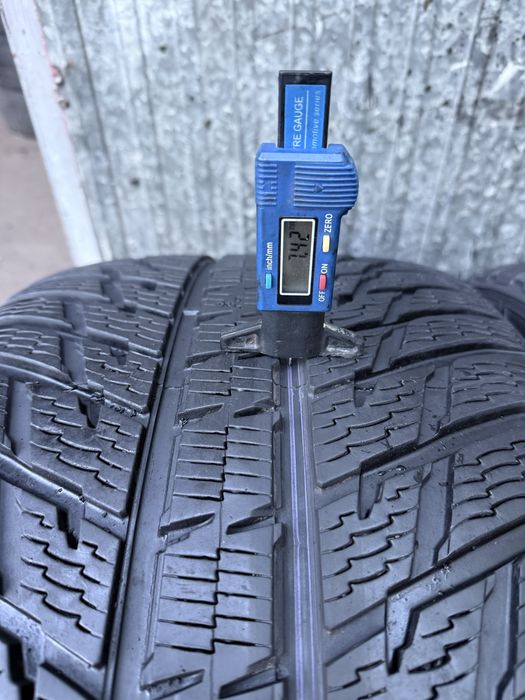 295-35-R21 Nokian. Зима. Склад резини.