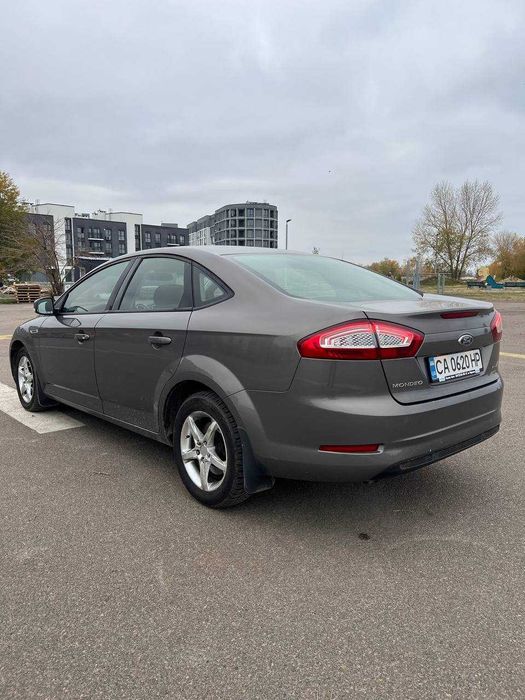Продам Ford Mondeo 2012 1.6 бензин,механіка офіційний 155 тис пробіг