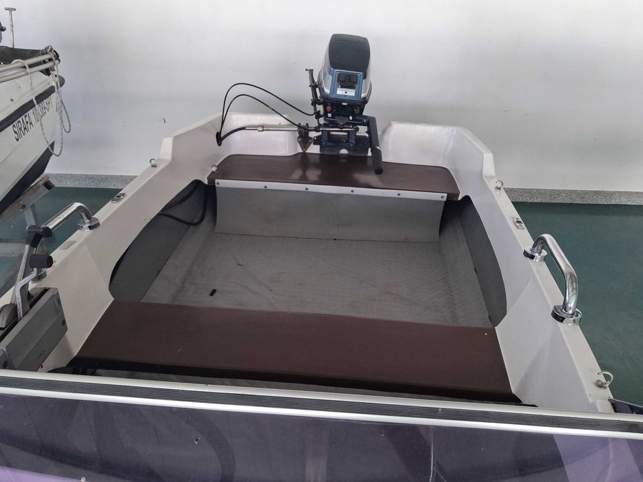 Barco VIMAR 320 com o motor YAMAHA 6HP